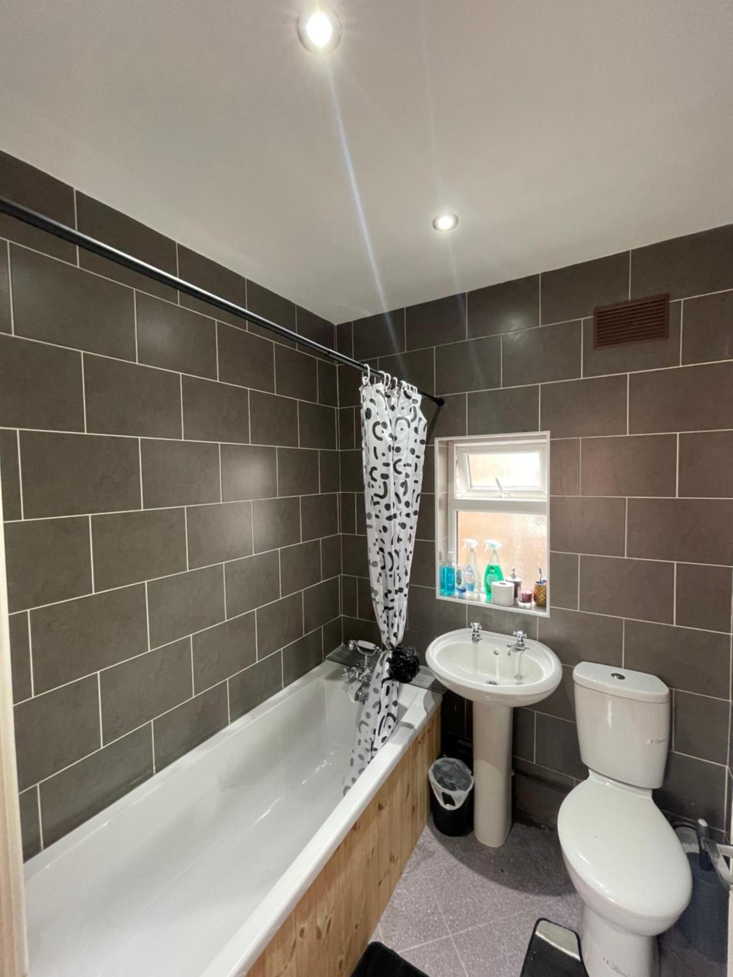Luxestay Rooms - Old Trafford Manchester Luaran gambar